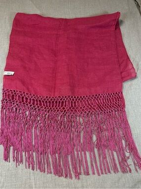 Fuchsia Fringe Scarf with Macramé Edge Accessory Street 70”